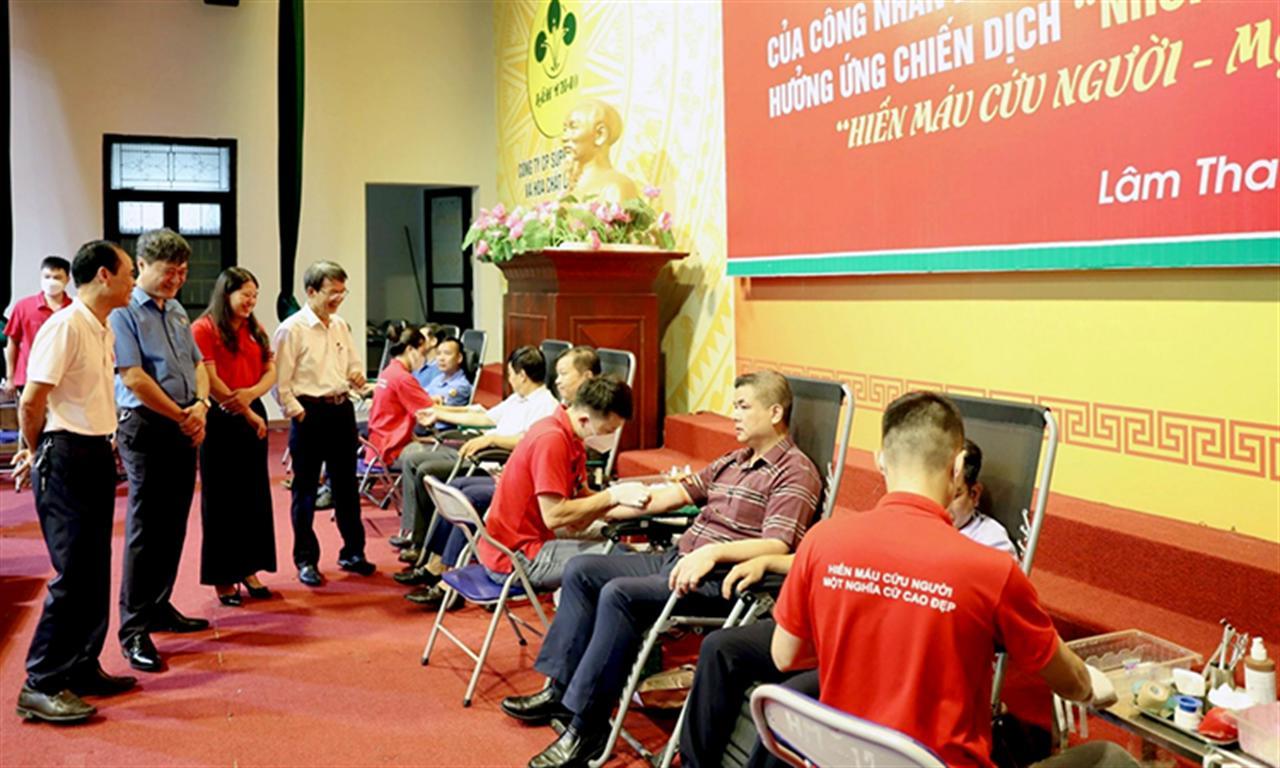 Công ty CP Supe Phốt phát và Hóa chất Lâm Thao tham gia hiến máu tình nguyện năm 2022