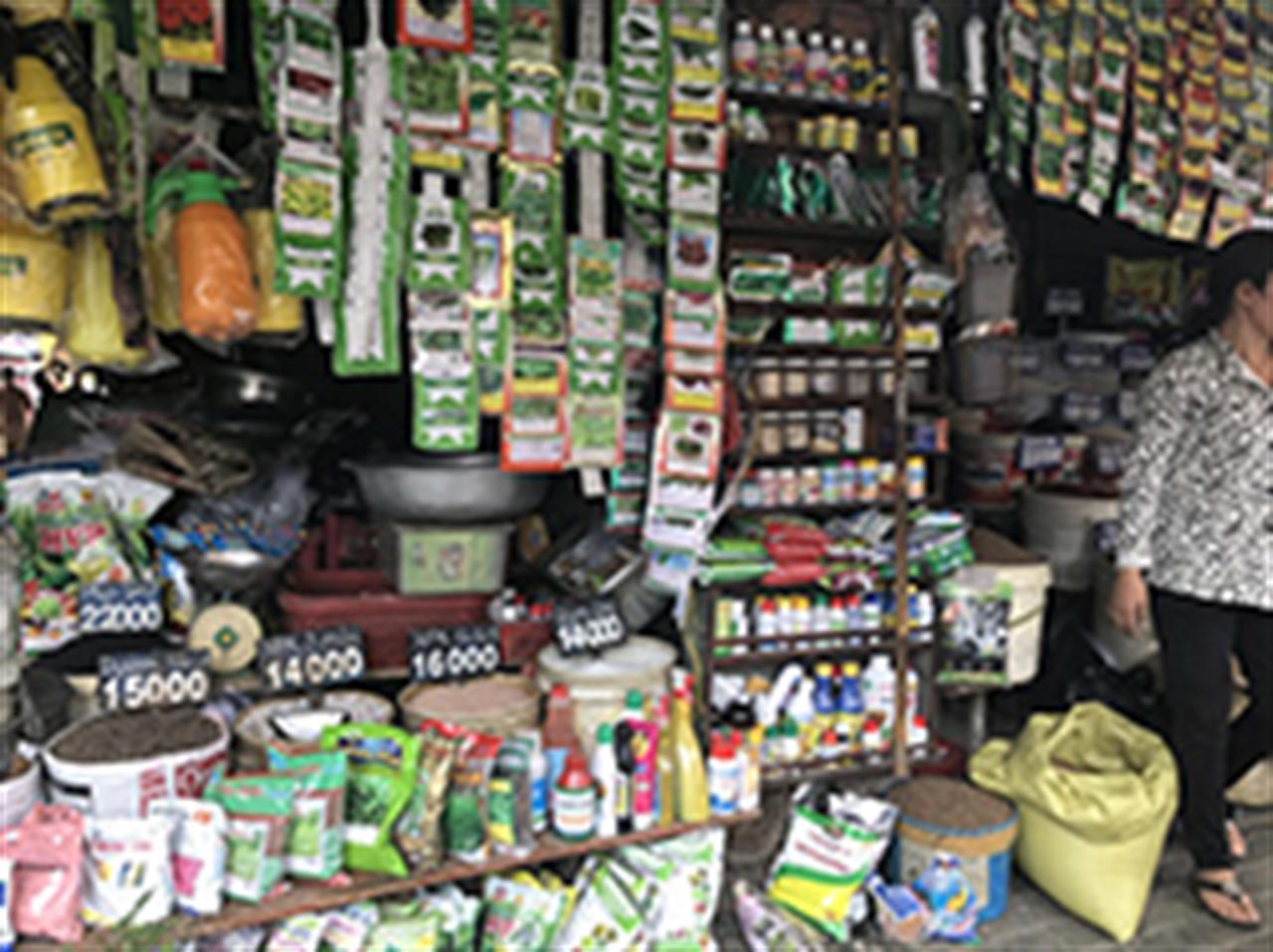 Việt Nam chi gần 368 triệu USD nhập thuốc trừ sâu từ Trung Quốc