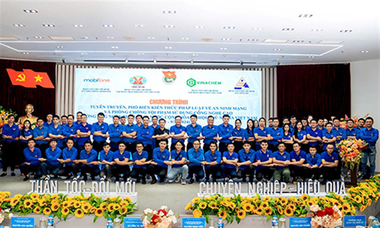 Tọa đàm “Tuyên truyền, phổ biến kiến thức pháp luật về An ninh mạng và phòng chống tội phạm sử dụng công nghệ cao”  hưởng ứng và chào mừng 12 năm Ngày Pháp luật Việt Nam (9/11/2012 – 9/11/2024)