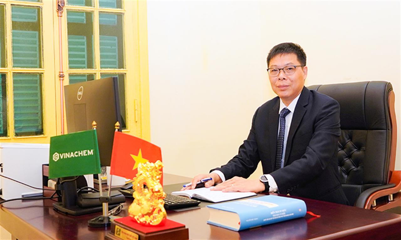 Thông báo về việc giới thiệu chữ ký của Thành viên HĐTV Tập đoàn Hóa chất Việt Nam