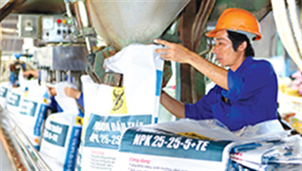 Đầu tư công nghệ - yêu cầu cấp bách của ngành phân bón