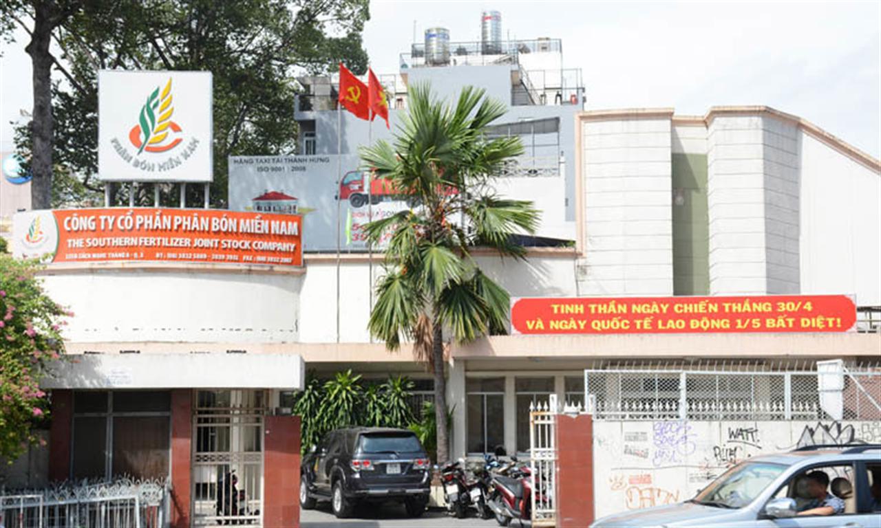 Vận dụng tư tưởng Hồ Chí Minh về xây dựng, chỉnh đốn Đảng trong công tác xây dựng Đảng