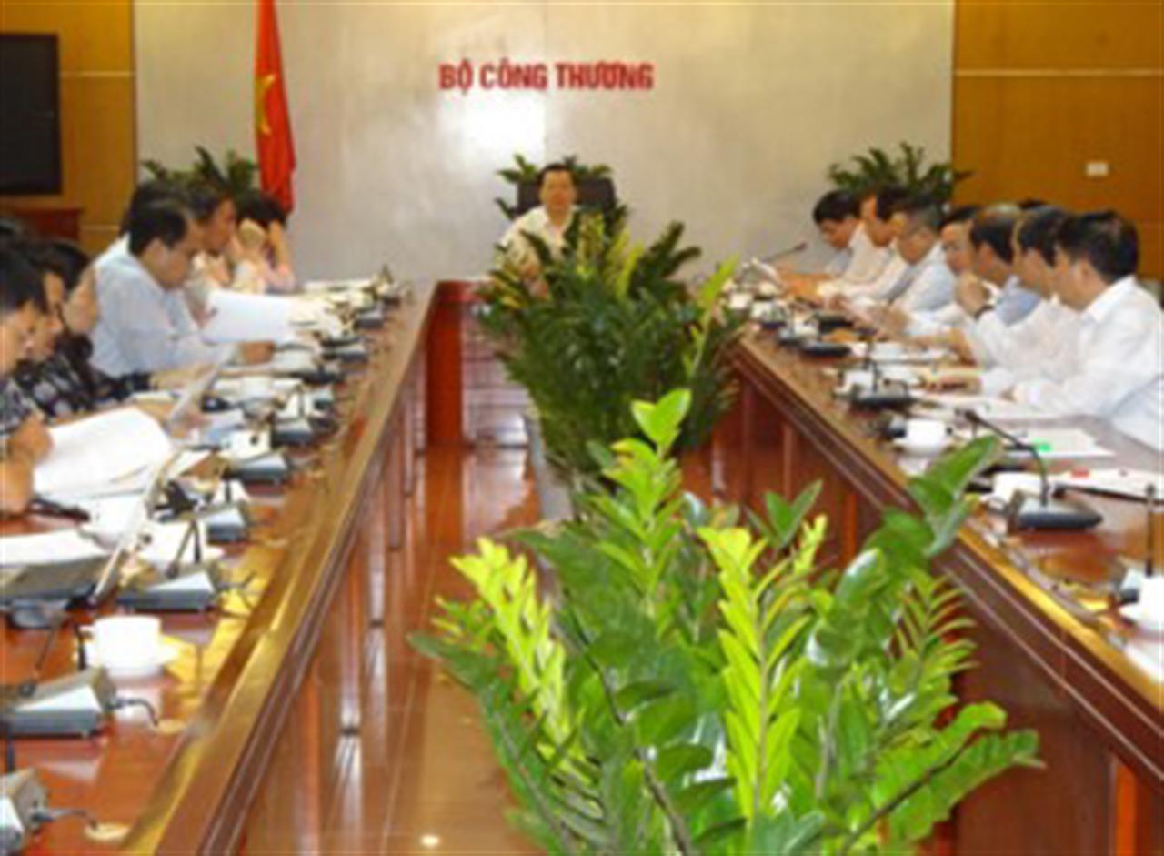 Bộ Công Thương: Gỡ khó cho doanh nghiệp thép, hóa chất và giấy