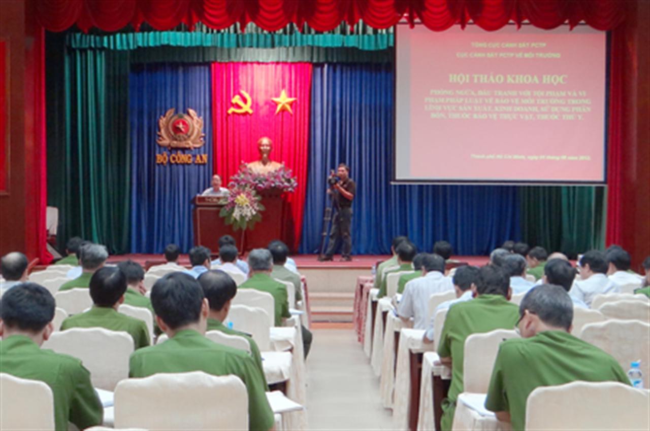 Hội thảo phòng ngừa đấu tranh với tội phạm và vi phạm Pháp luật về BVMT trong lĩnh vực KD, SD, SX phân bón, TBVTV, thuốc thú y