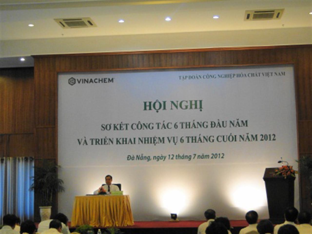 VINACHEM: Hội nghị sơ kết công tác 6 tháng đầu năm và triển khai nhiệm vụ 6 tháng cuối năm 2012