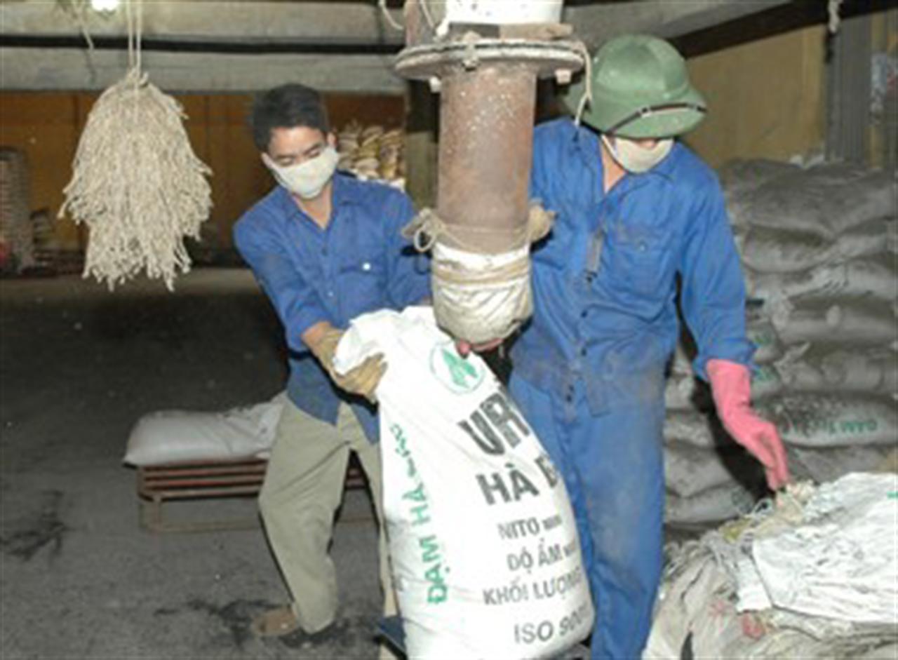 Quy hoạch ngành công nghiệp hóa chất Việt Nam đến năm 2030: Chú trọng liên kết