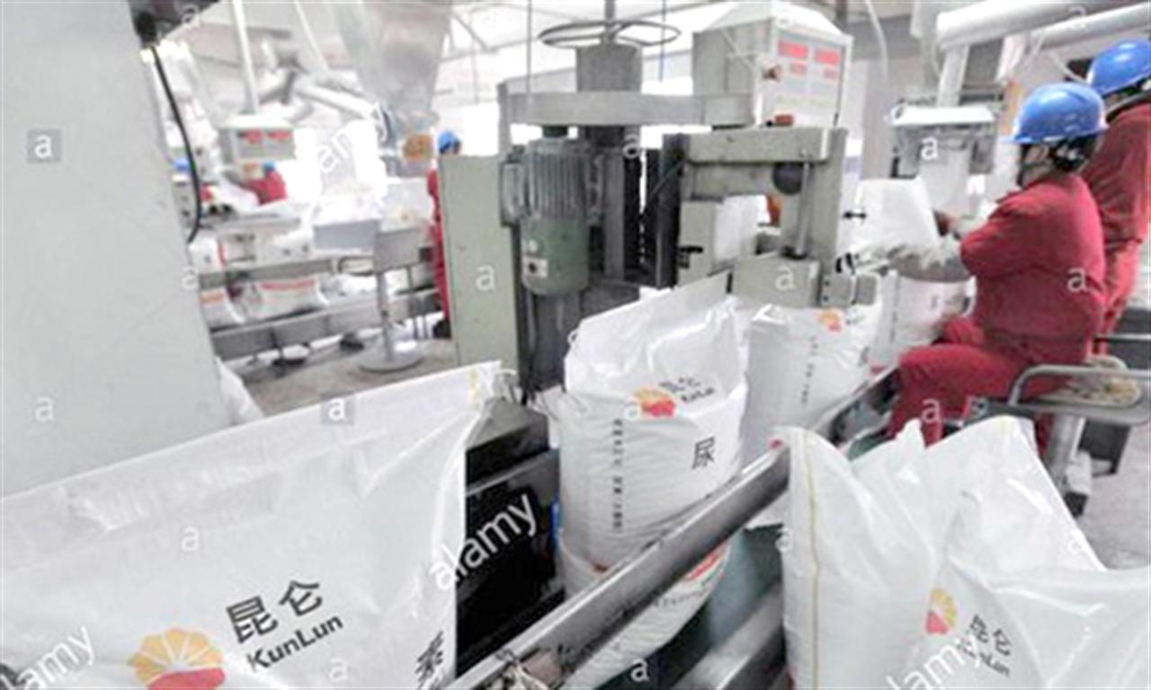 Trung Quốc xuất bán hơn 3 triệu tấn phân bón từ kho dự trữ trong tháng 3