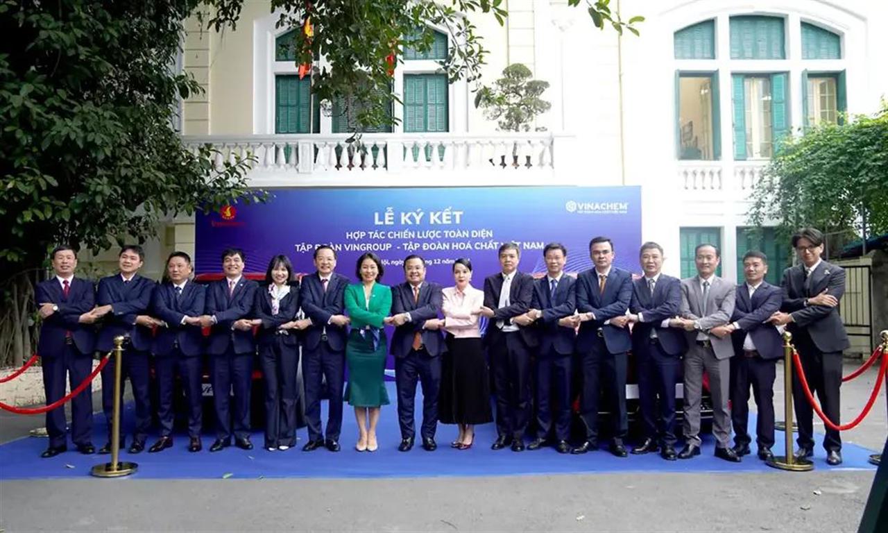 VINACHEM VÀ VINFAST ĐỒNG HÀNH CÙNG LỄ PHÁT ĐỘNG THÁNG CÔNG NHÂN 2025