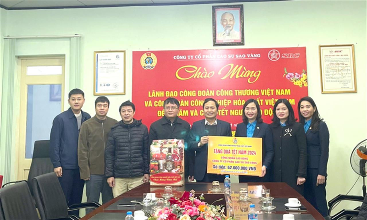 CĐ Công Thương Việt Nam, CĐ Công nghiệp Hóa chất Việt Nam  thăm, chúc Tết, tặng quà cho Người lao động nhân dịp xuân Giáp Thìn - 2024