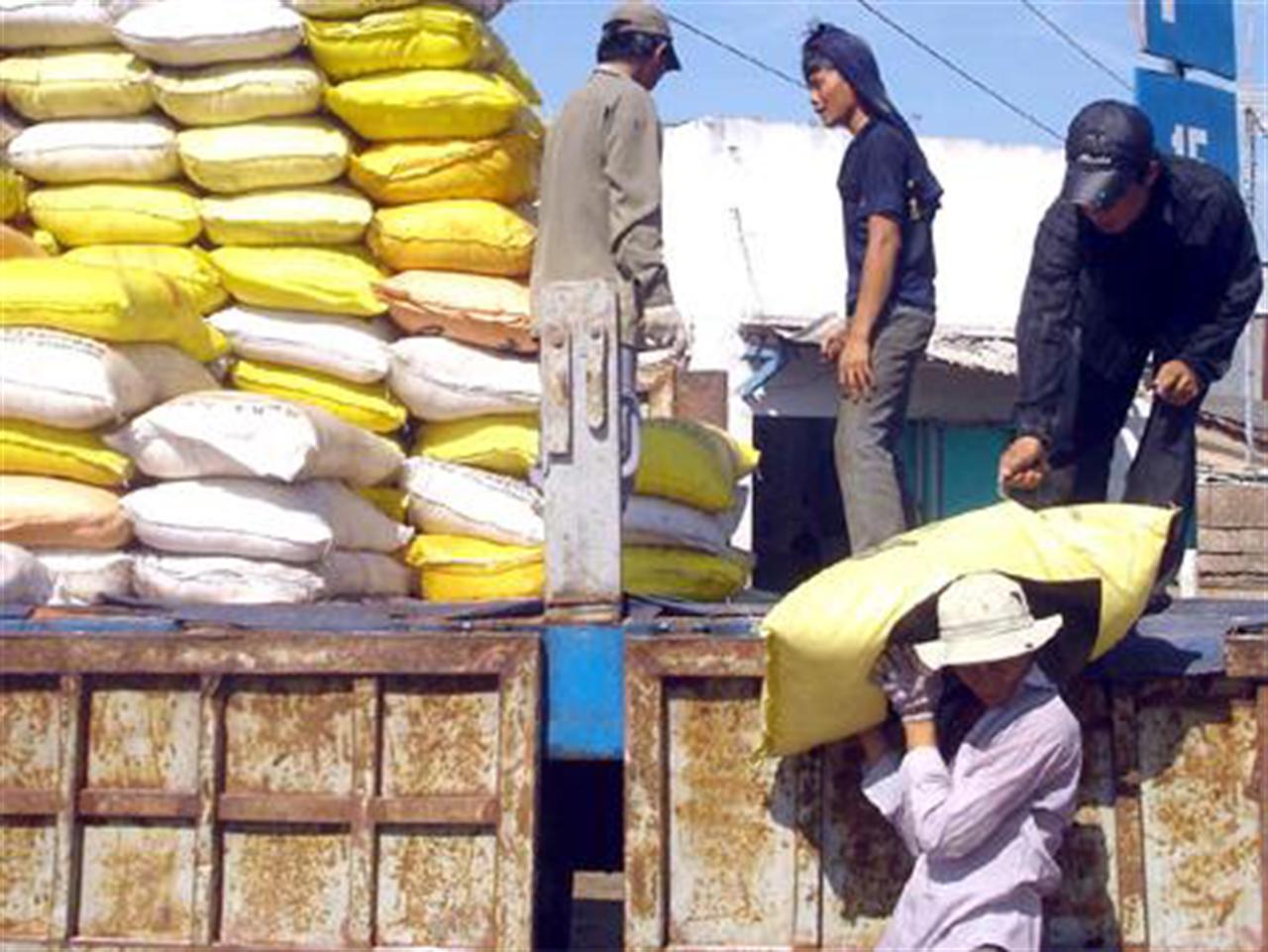 Tăng cường kiểm soát chất lượng phân bón