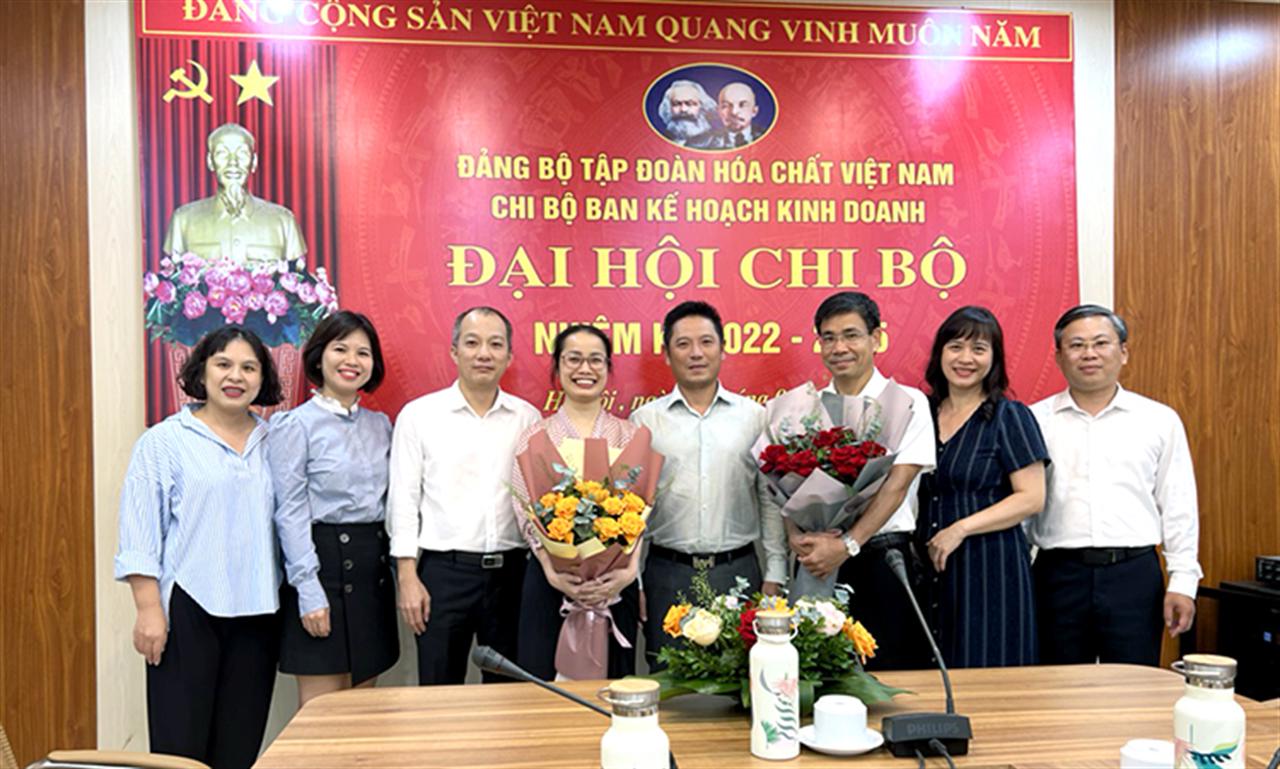 Đại hội Chi bộ Ban Kế hoạch Kinh doanh nhiệm kỳ 2022 - 2025