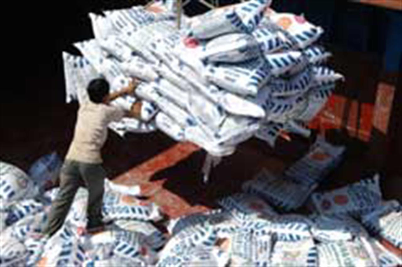 Fertiliser imports fall by one quarter