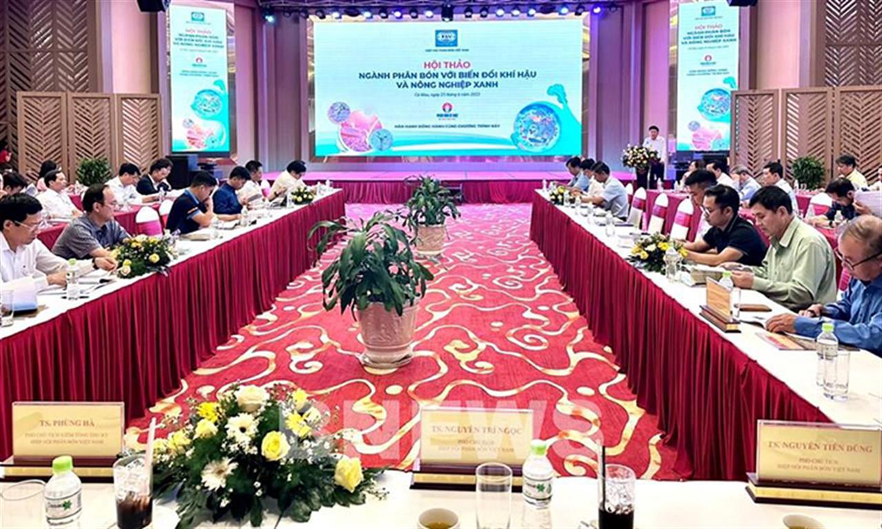 Doanh nghiệp phân bón đang áp dụng nhiều công nghệ hiện đại để giảm phát thải