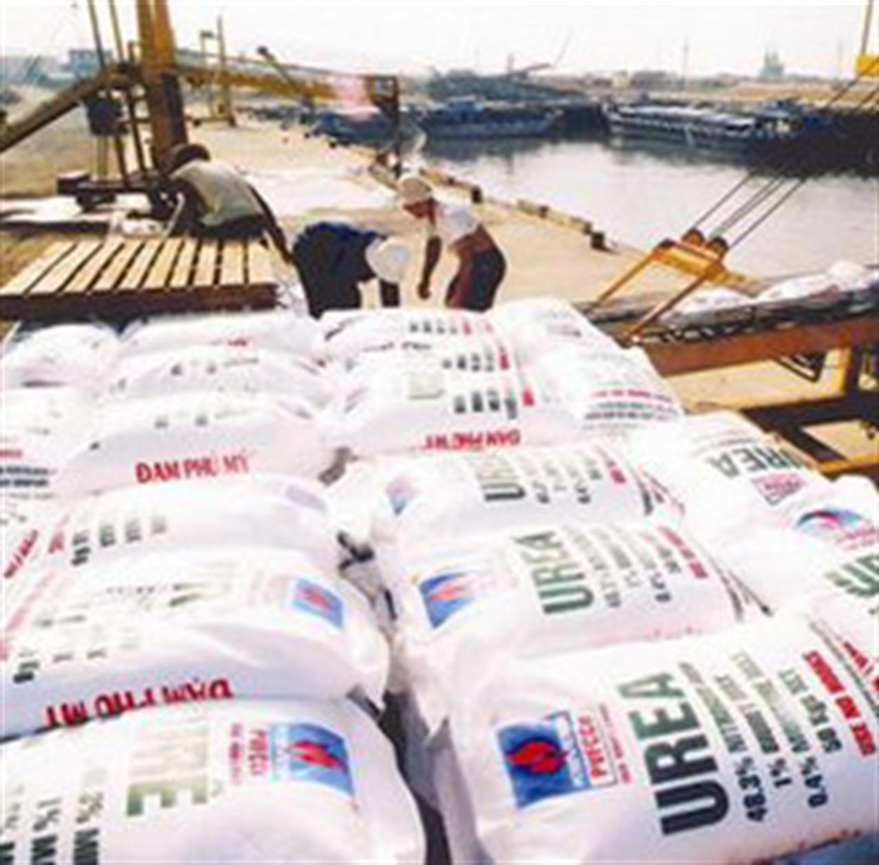 Giá phân bón tại một số thị trường ngày 18/5/2010