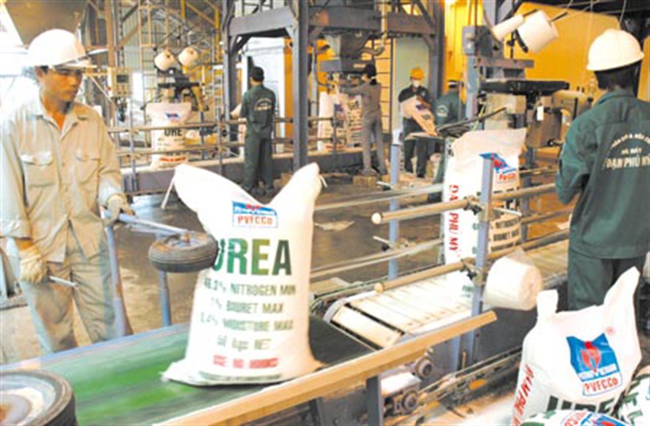 Giá phân urê tăng tới 14% trong 1 tuần