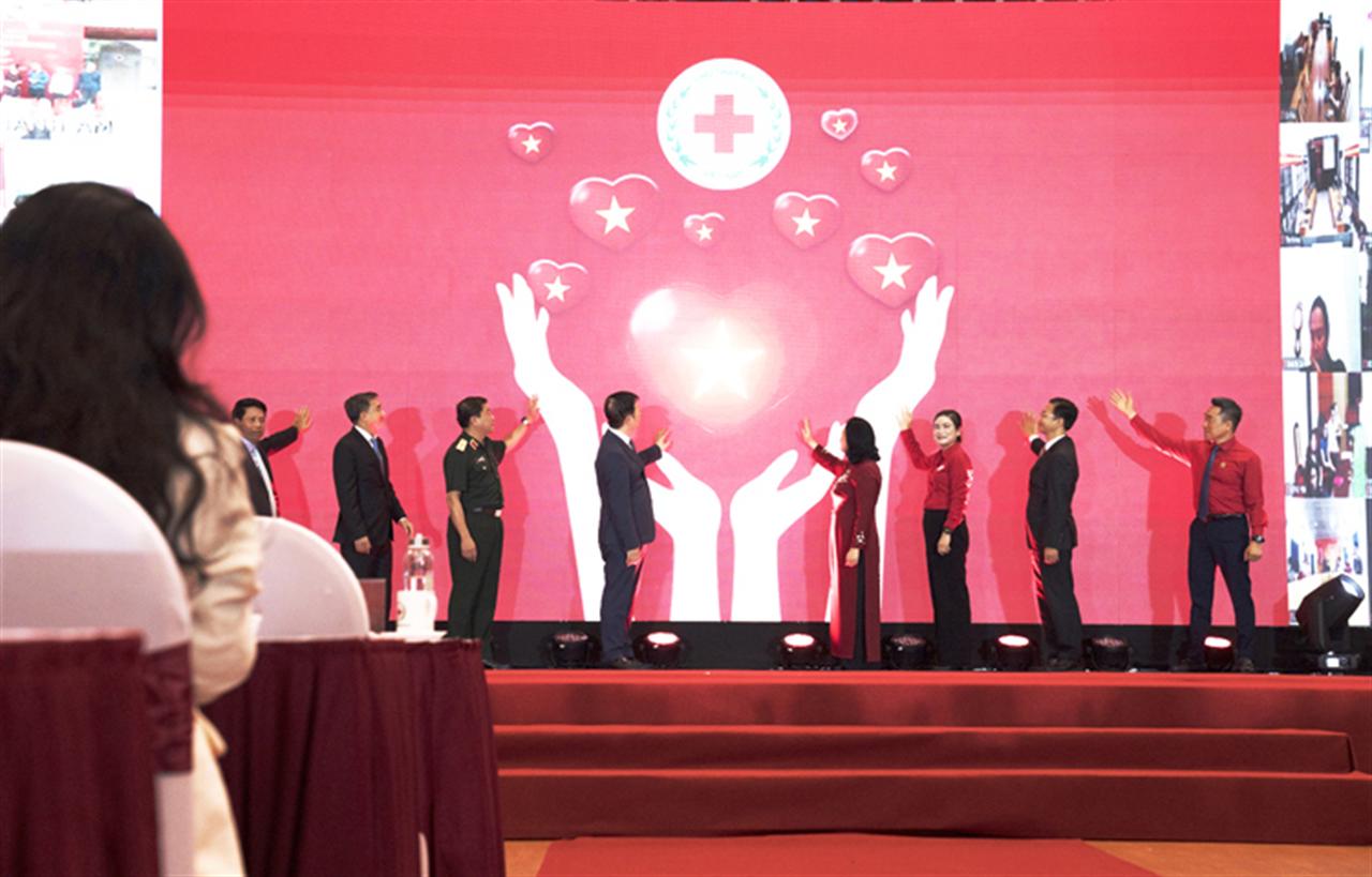 Tập đoàn Hóa chất Việt Nam tham gia Lễ phát động Tháng Nhân đạo năm 2026