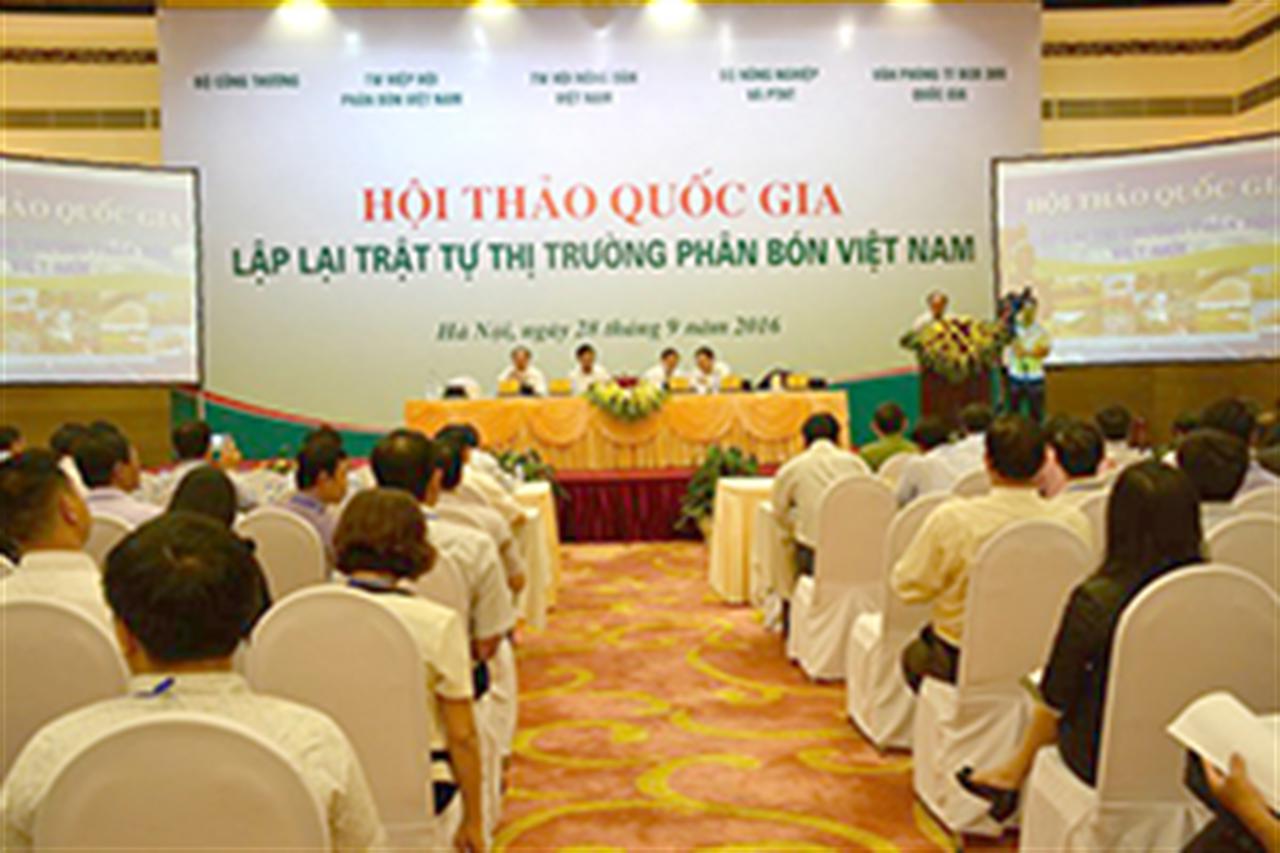 Doanh nghiệp phân bón mất hàng nghìn tỉ đồng vì…một luật