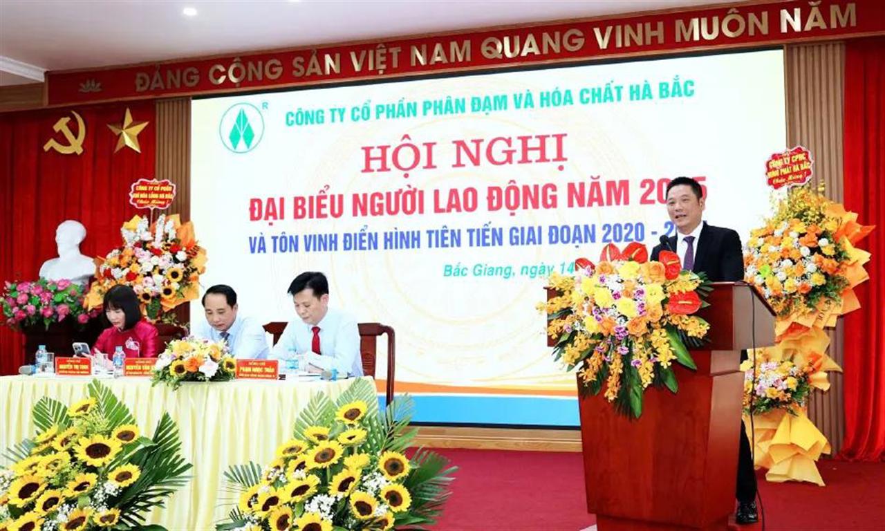 Đạm Hà Bắc: Tổ chức thành công Hội nghị Người lao động năm 2025 và tôn vinh điển hình tiên tiến giai đoạn 2020 - 2025
