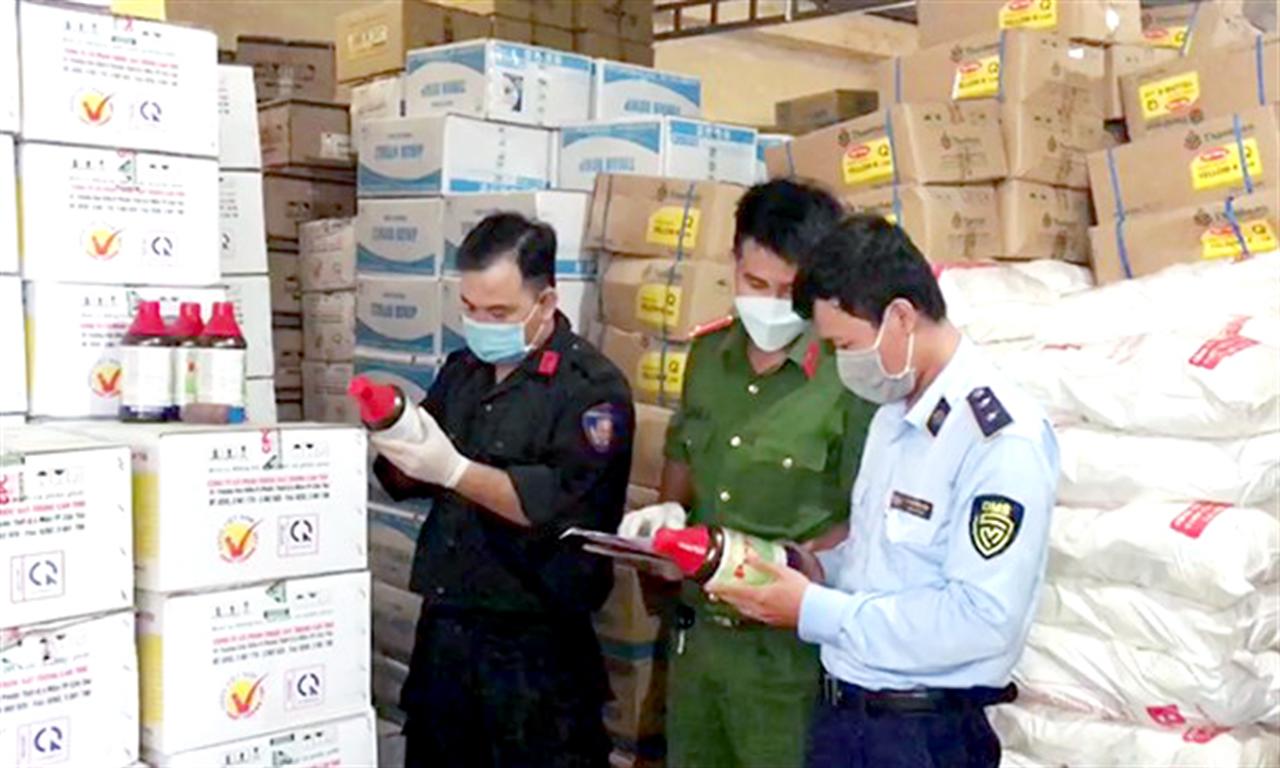 Phân bón, thuốc bảo vệ thực vật giả: Nỗi lo của người nông dân