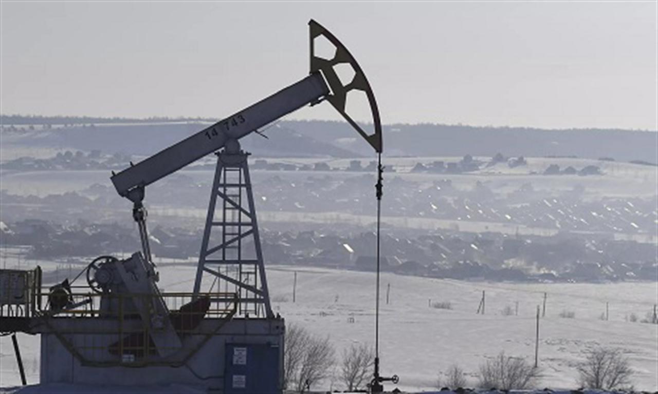 IEA Suggests Russia's Oil Exports in April Hit Record High Since February 2022