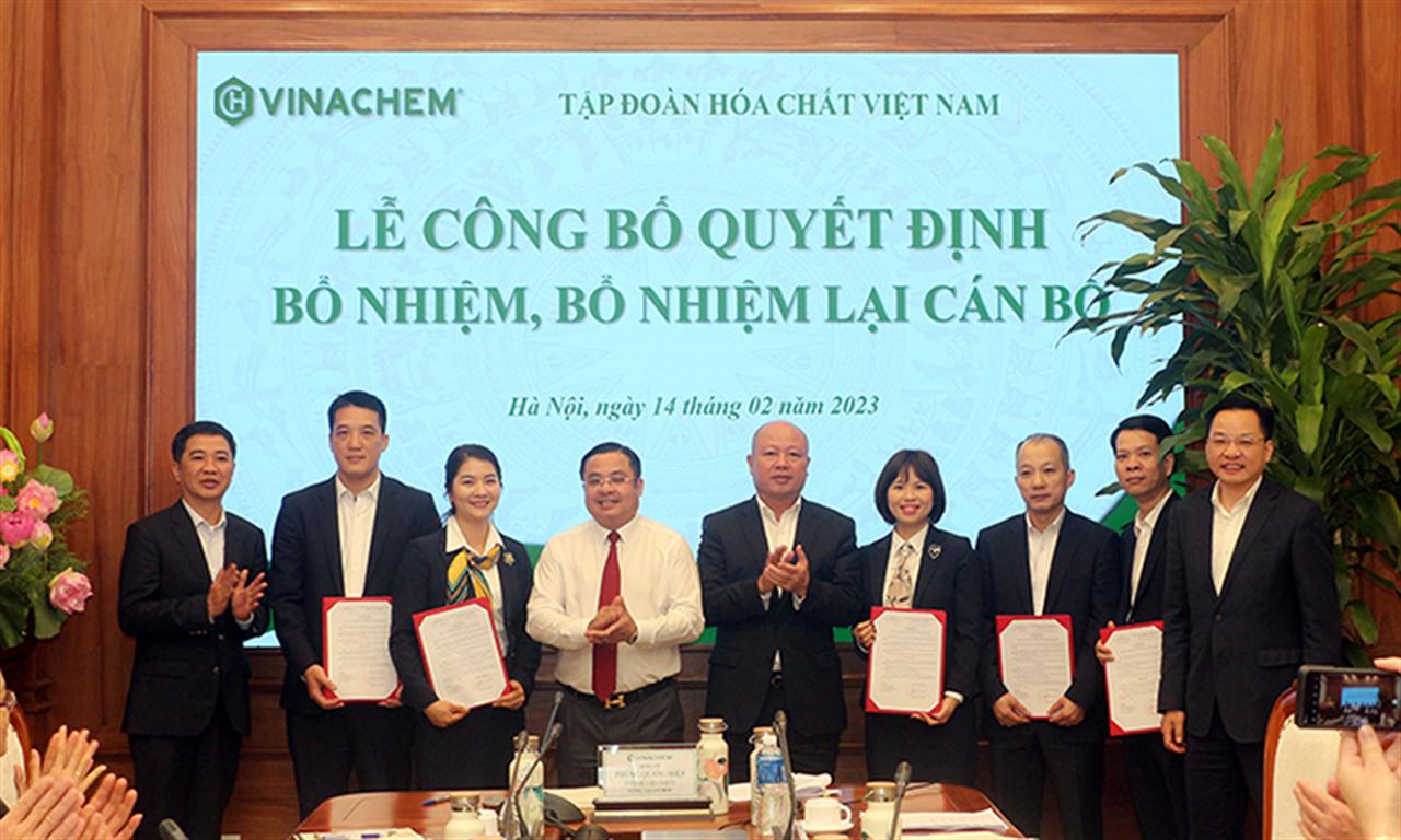 VINACHEM công bố Quyết định bổ nhiệm, bổ nhiệm lại cán bộ năm 2023