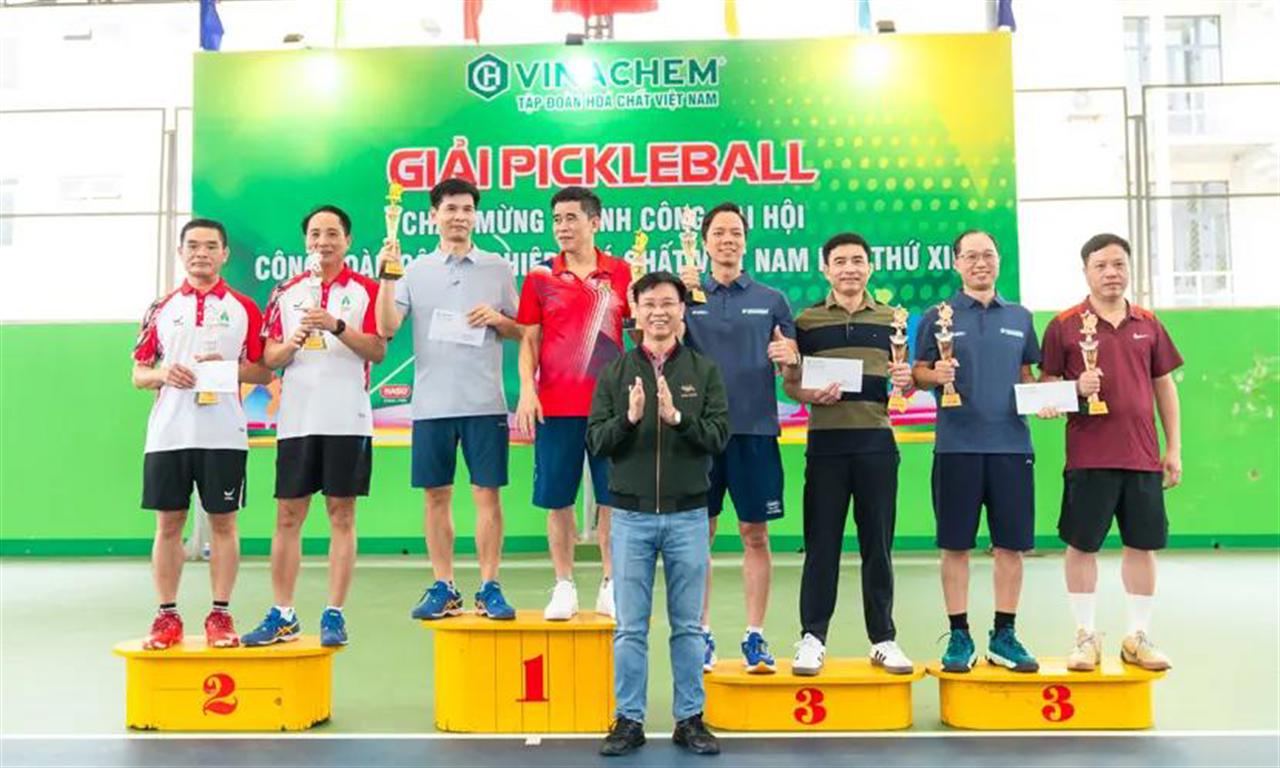 Giao lưu thể thao môn Pickleball chào mừng thành công Đại hội Công đoàn lần thứ XII