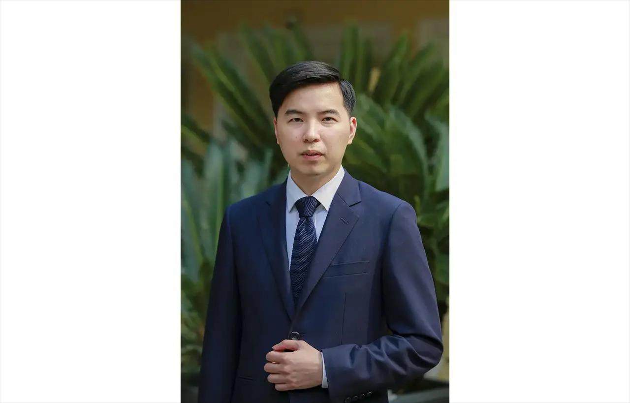 Vietnam National Chemical Group transfers and appoints Deputy Head of Legal Department