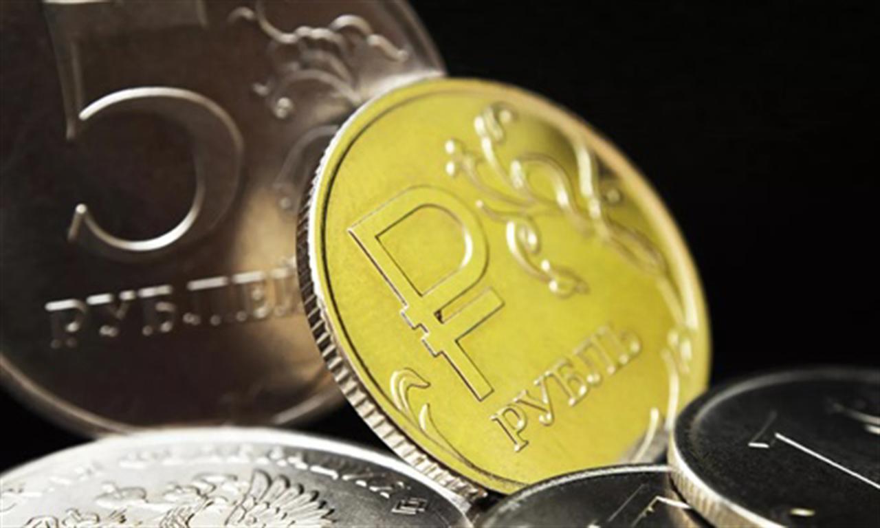 Russian Ruble Becomes Main Currency in Payments for Imports From Asia for First Time