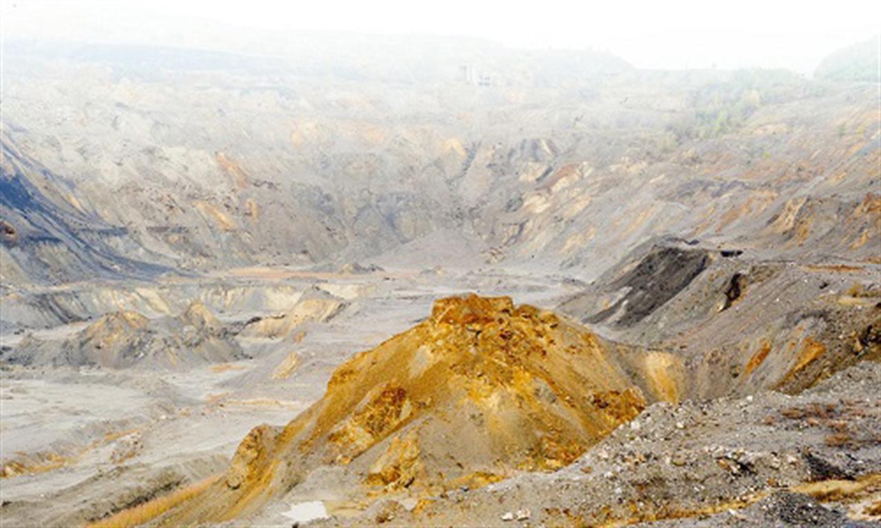 VN maps rare earths across 21 provinces, limits raw exports for national benefit