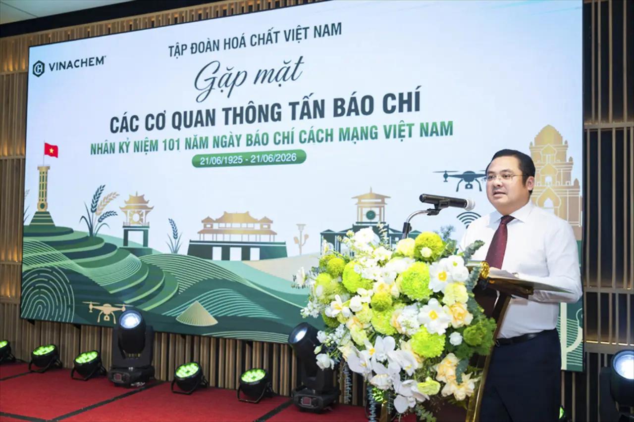 Vinachem Meets with News and Press Agencies on the Occasion of the 101st Anniversary of Vietnam Revolutionary Press Day (June 21, 1925 – June 21, 2026)