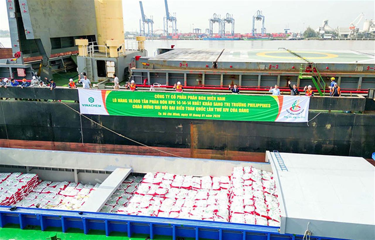 Southern Fertilizer Exports 10,000 Tons of NPK to the Philippines, Practically Celebrating the 14th National Congress of the Party