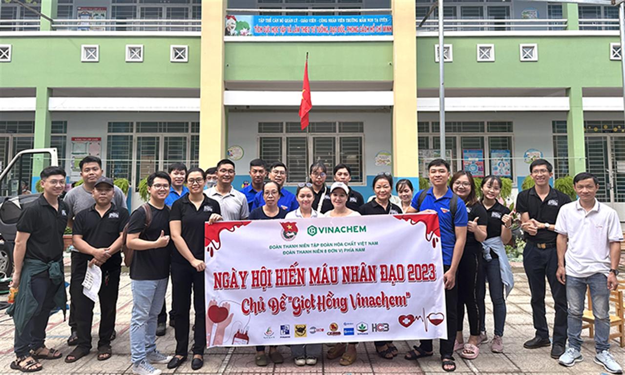Đoàn Thanh niên cum 8 đơn vị phía Nam tham gia Ngày hội hiến máu tình nguyện
