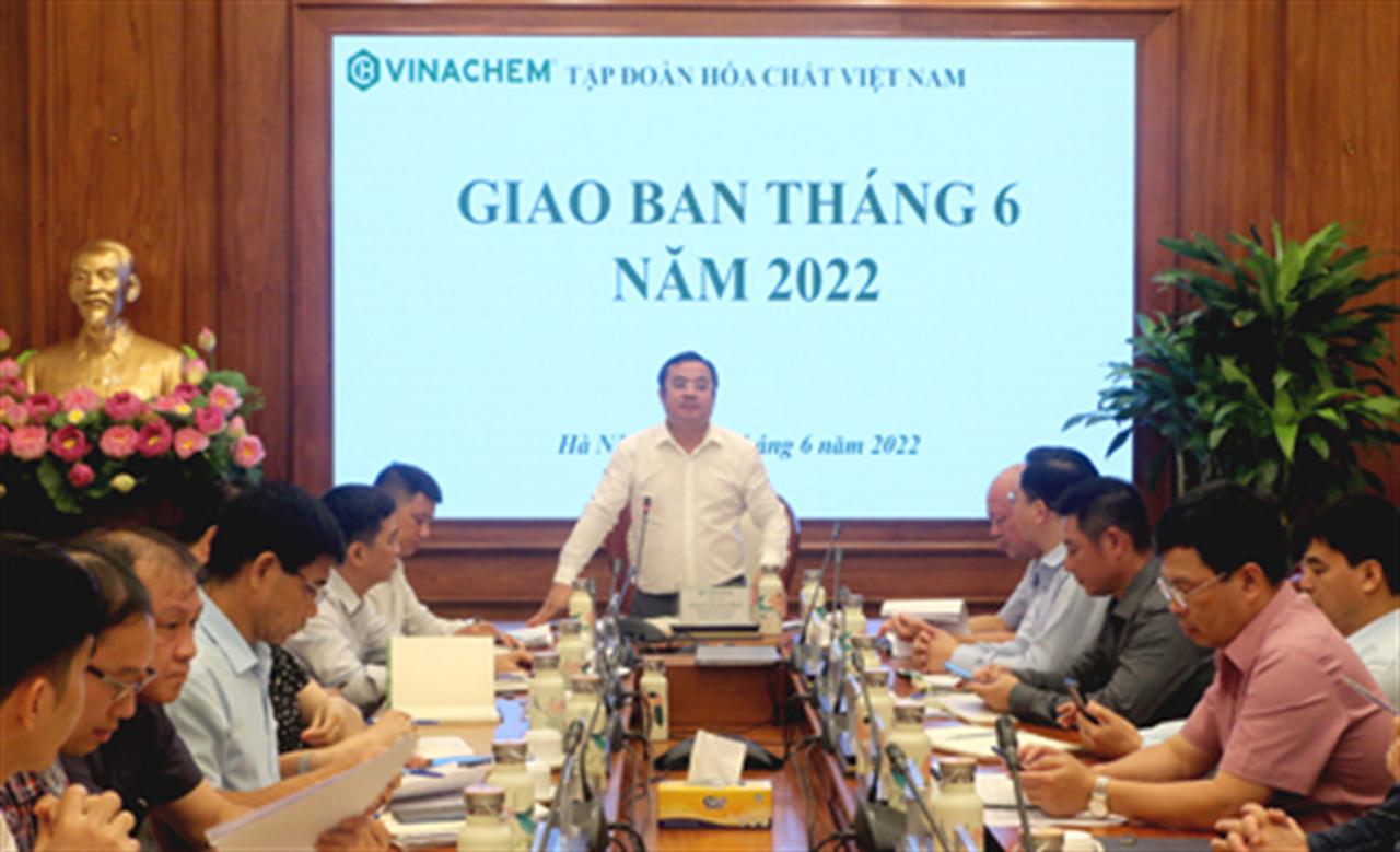 Vinachem công bố, trao quyết định bổ nhiệm Phó Chánh Văn phòng