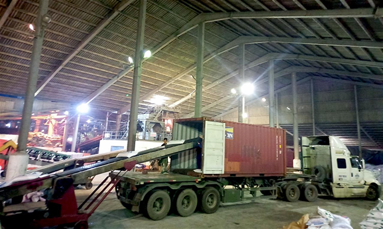 Supe Lâm Thao tích cực mở rộng thị trường xuất khẩu phân bón