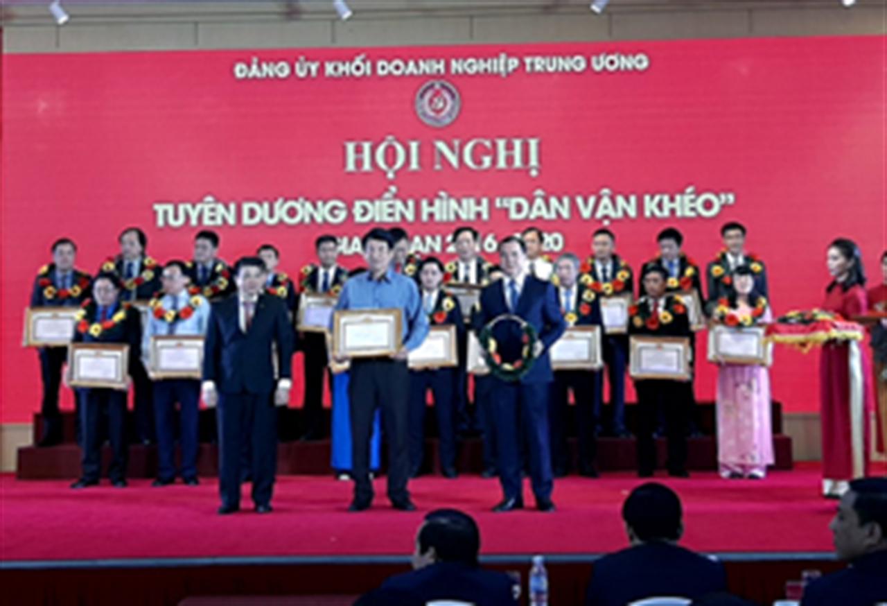 Hội nghị tuyên dương điển hình "Dân vận Khéo"