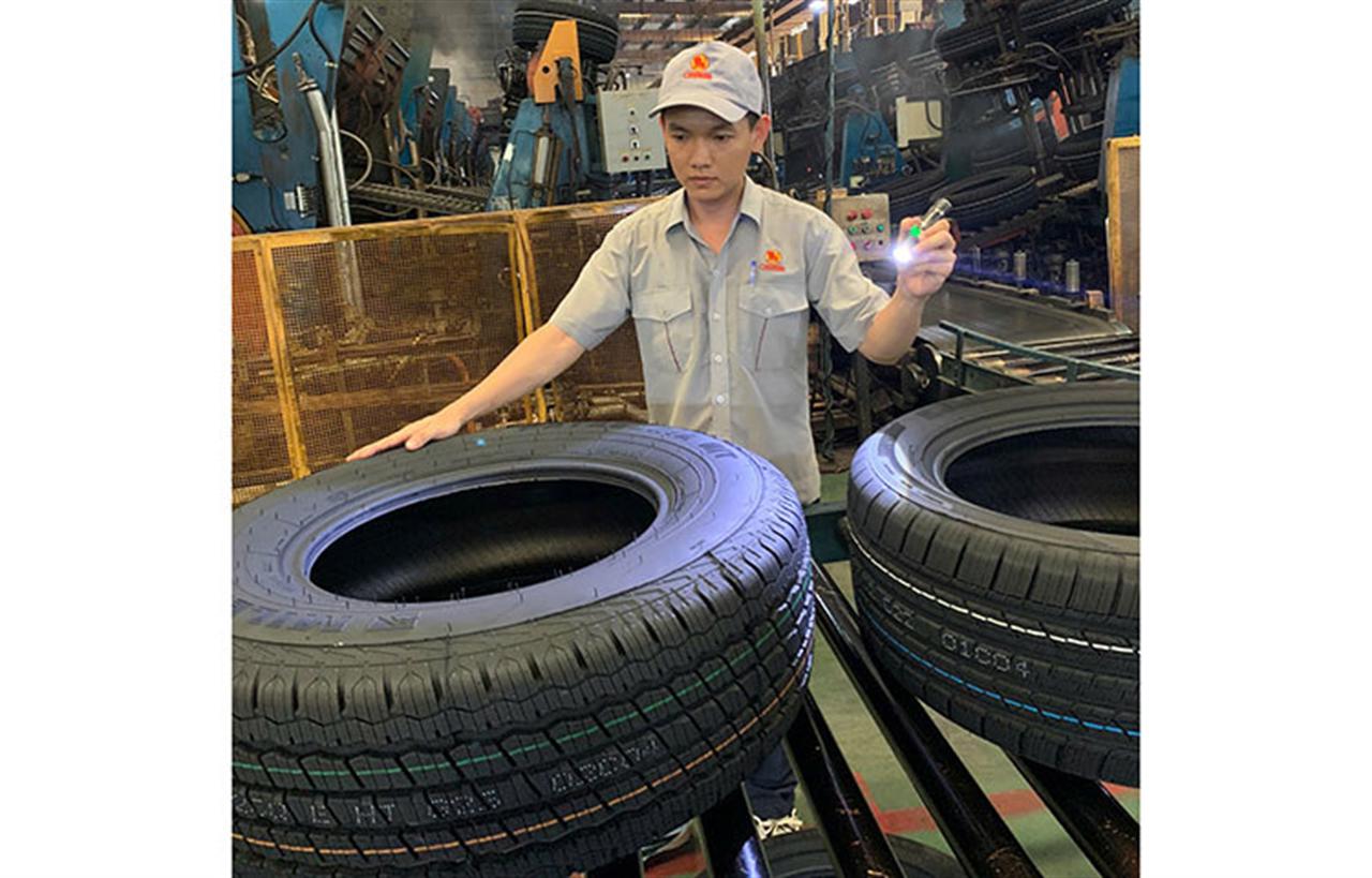 Khen thưởng lao động xuất sắc Quý I/2026: Ghi nhận những sáng kiến kỹ thuật từ Xí nghiệp Lốp Radial
