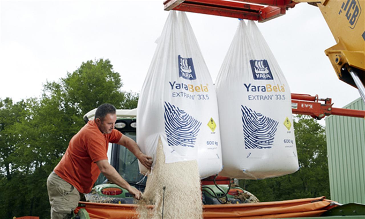 Tập đoàn phân bón lớn nhất thế giới cắt giảm sản lượng, giá phân bón nóng hơn vàng