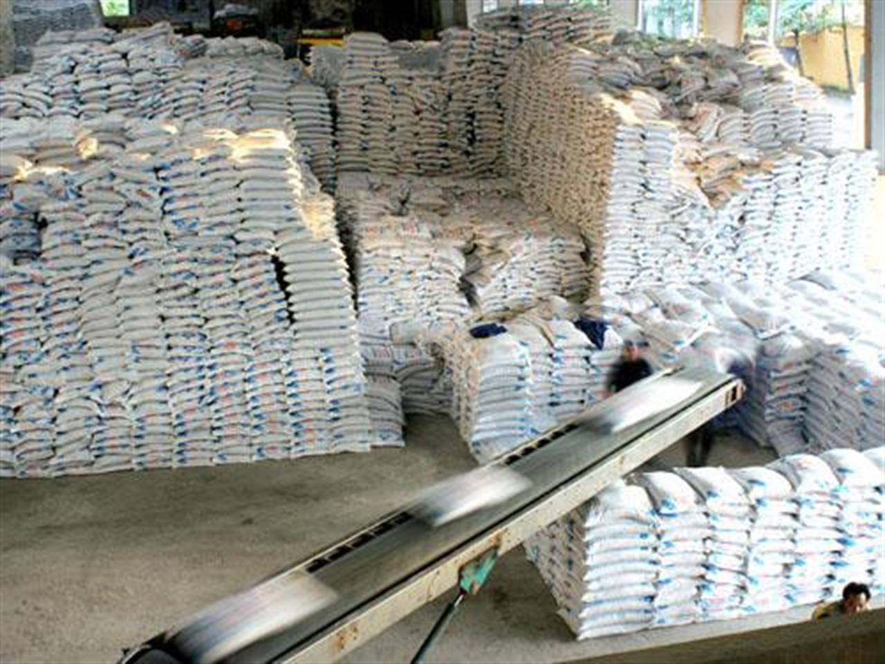 Gần 400 nghìn tấn phân bón được nhập về Việt Nam trong tháng đầu năm