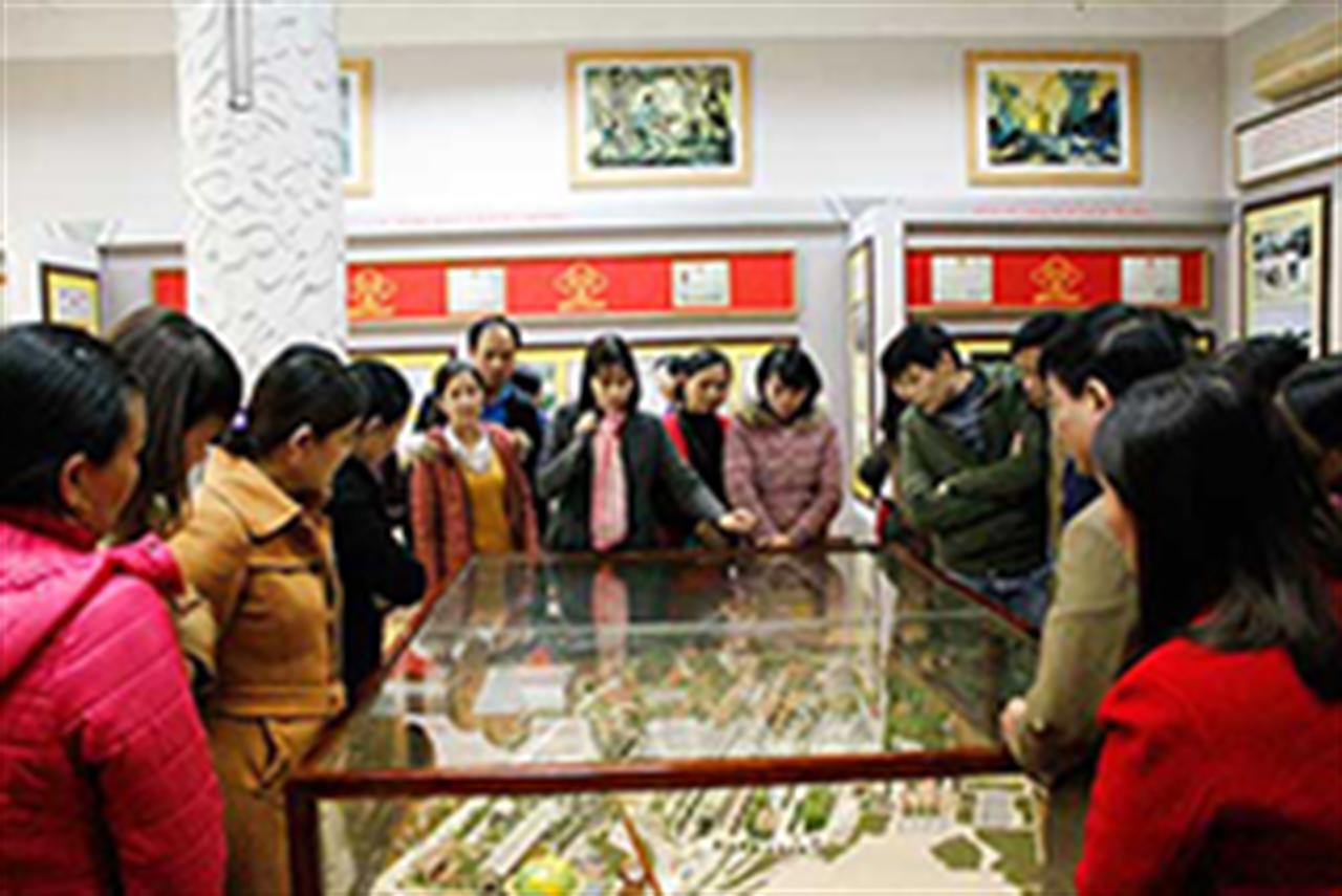 Phân bón Lâm Thao sát cánh nông dân Bắc Giang trên ruộng đồng