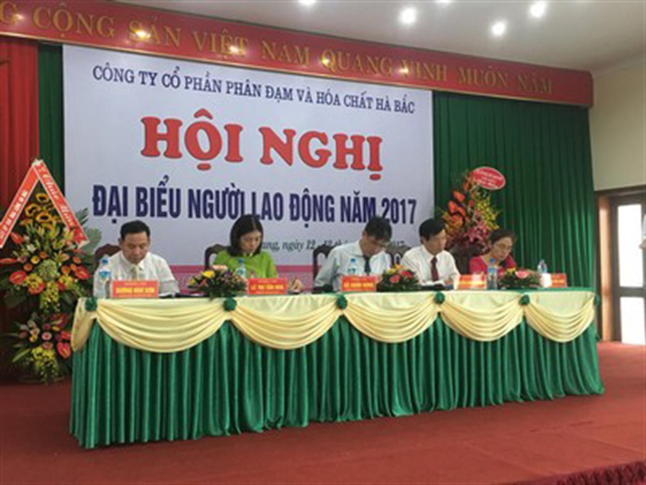 Công ty Cổ phần Phân đạm và Hóa chất hà Bắc tổ chức  Hội nghị Đại biểu Người lao động năm 2017