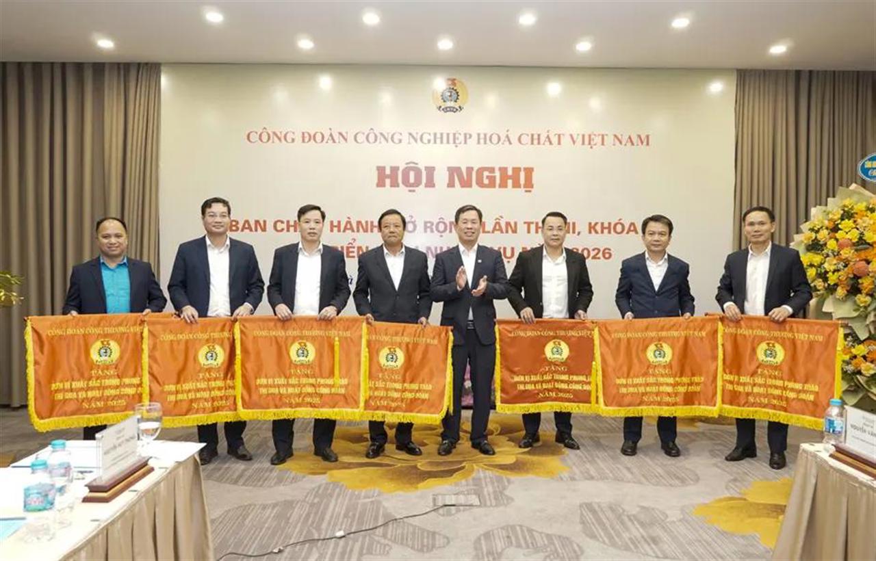 Hội nghị Ban Chấp hành Công đoàn Công nghiệp Hóa chất Việt Nam lần thứ II khóa XII, triển khai nhiệm vụ năm 2026