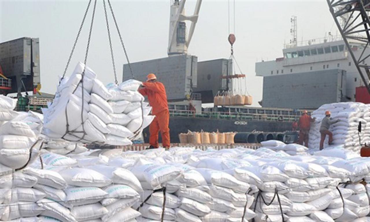 Fertiliser sector envisions sunny prospects