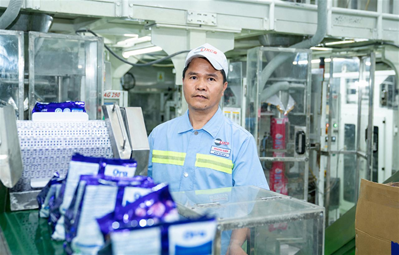 Công nhân lao động xuất sắc Quý II/2026: Anh Hoàng Điệp, Tổ phó Tổ Sản xuất 6, Xưởng Sản xuất Thủ Đức, Công ty Cổ phần Lix