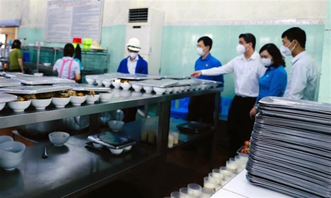 Supe Lâm Thao hơn 1 năm nhìn lại hậu Covid-19