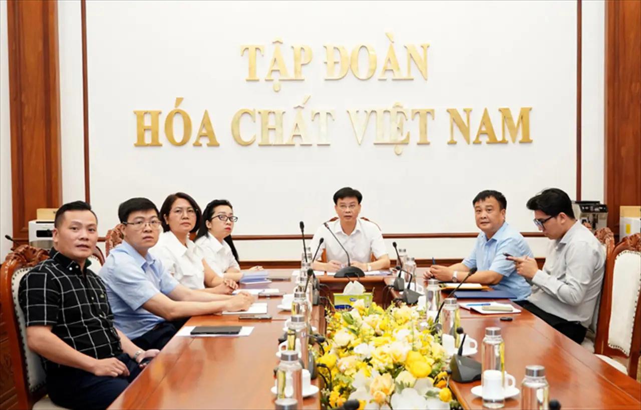 Vinachem Holds Training Workshop on the Implementation of the Vinachem Agriculture Program