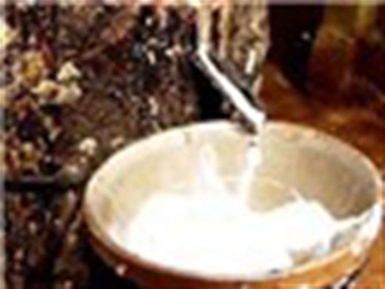 Giá cao su tăng 2,5% phiên cuối tuần