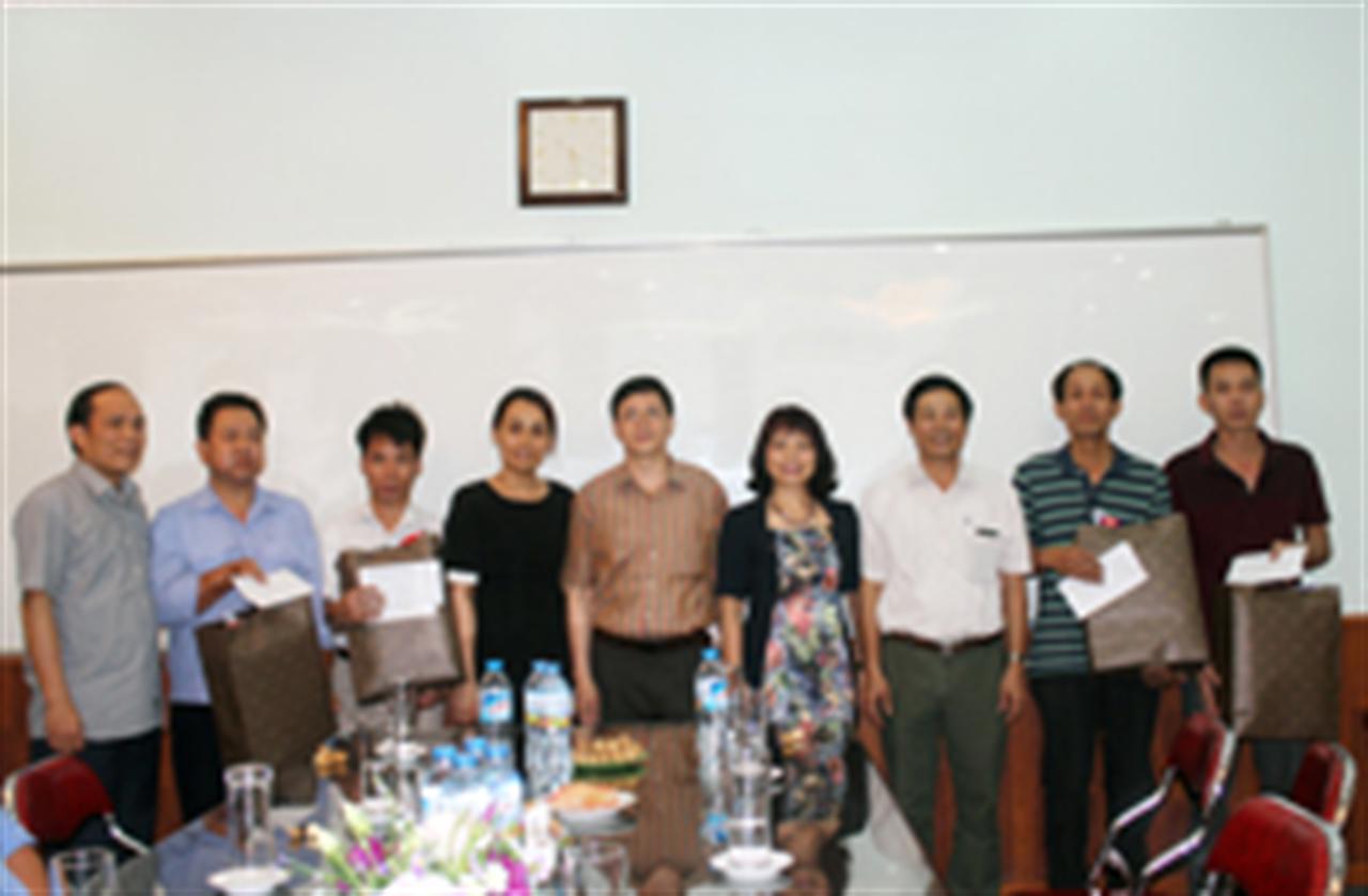 Công ty CP Phân lân Nung chảy văn Điển triển khai các hoạt động nhân dịp tháng công nhân năm 2016