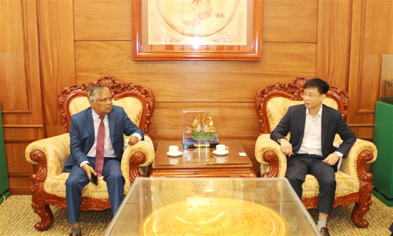 Tập đoàn Hóa chất Việt Nam tiếp đại sứ Bangladesh tại Việt Nam