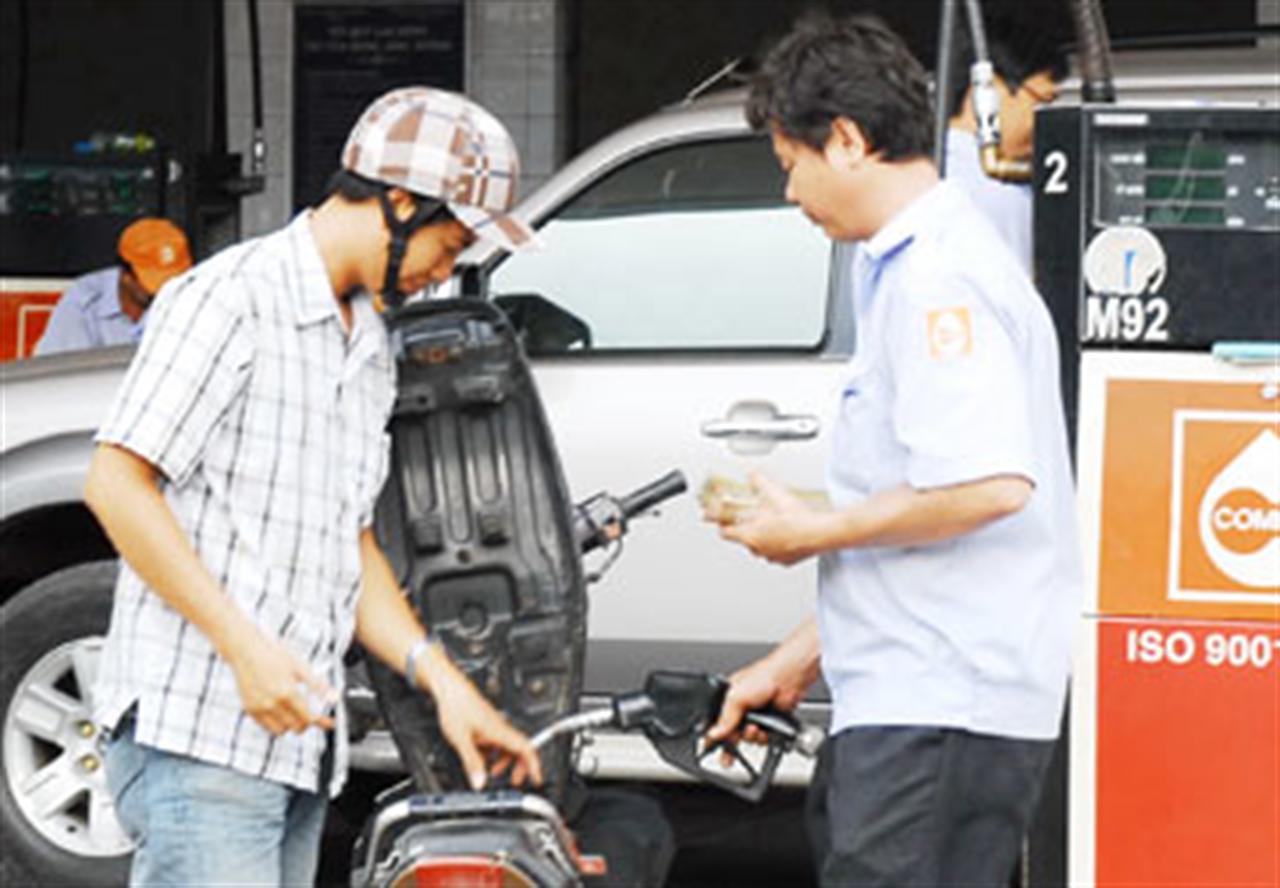 Sẽ điều chỉnh giá điện, xăng