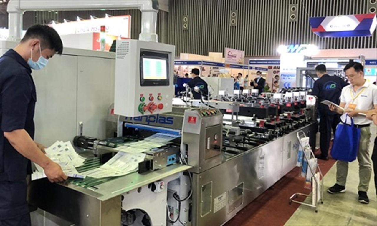 International plastics, rubber expo opens in HCM City